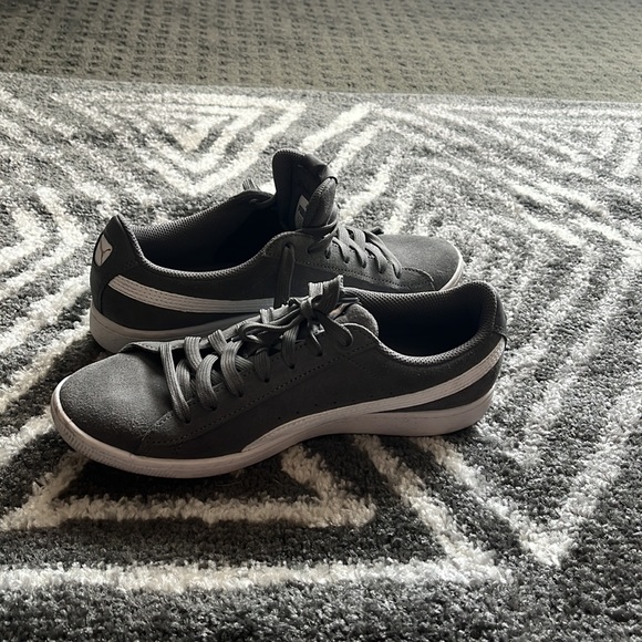 Grey Puma Gymshoes - Picture 4 of 4